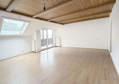 Wohnzimmer_Balkonzugang