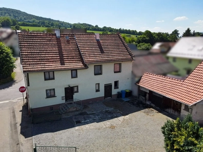 Luftaufnahme Wohnhaus und Hof