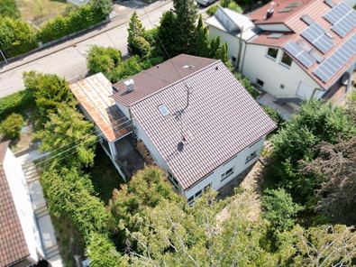 seitliche Vogelperspektive