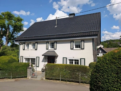 Straßenfront