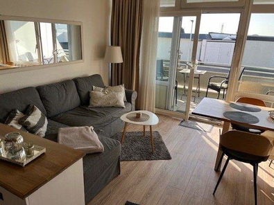 Wohnen-Essen-Balkon