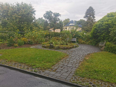 Außenanlage.jpg