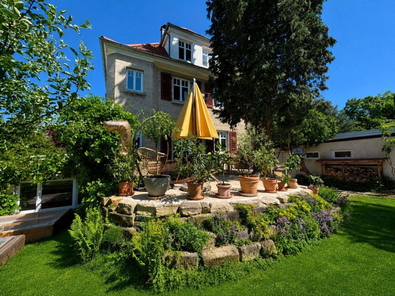 Haus mit Terrasse