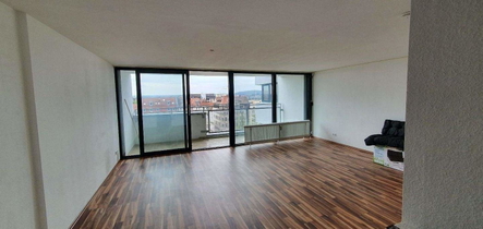 Wohnraum, Balkon