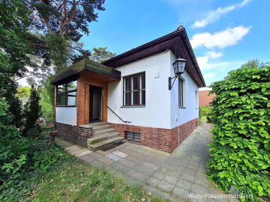 Hauseingangsbereich über eine Veranda