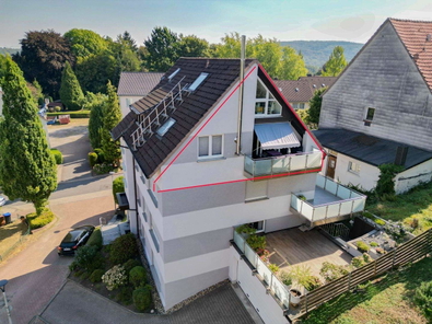Dachgeschosswohnung mit Spitzboden