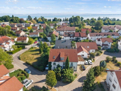 Haus mit Umgebungsbebauung