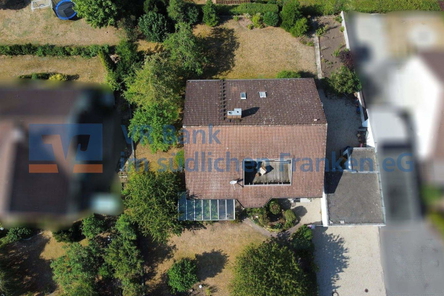 Drohnenaufnahme Haus von oben