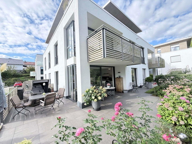 Gartenansicht zum Haus