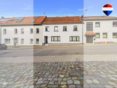 REMAX Immobilien Einfamilienhaus Front Mandelbachtal Mark Borowicz