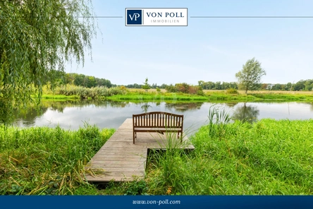 Blick über die Spree und anlie