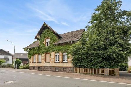 Straßenansicht
