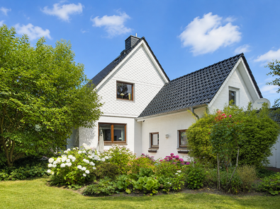Familiendomizil mit Anbau und Garten