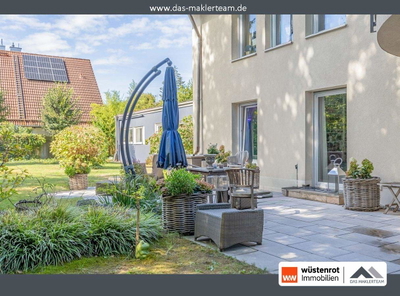 1.013 m² Grundstück mit charmantem Bestand.