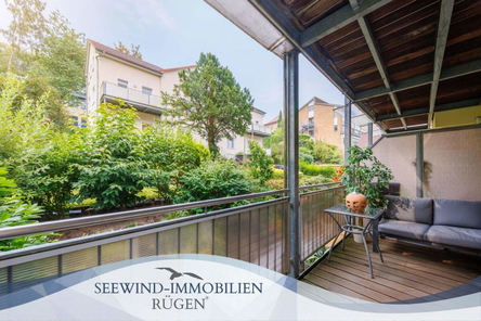 Helle 3-Zimmer-Wohnung mit Balkon und Blick ins Grüne in Bergen