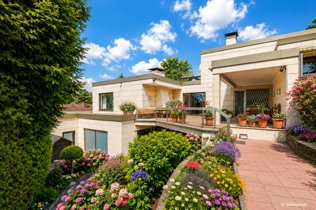 Gartenaufgang zur Terrasse