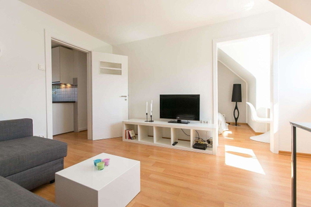 01_Wohnzimmer_Schlafzimmer.jpg