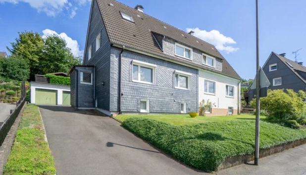 Immobilie angeboten von Mosler Immobilien, Doppelhaushälfte